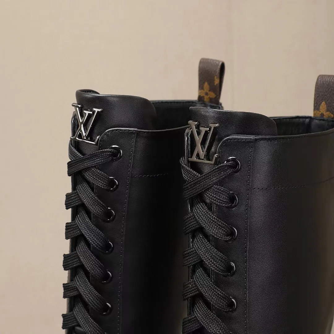 High Quality  LUV BOOTS 002