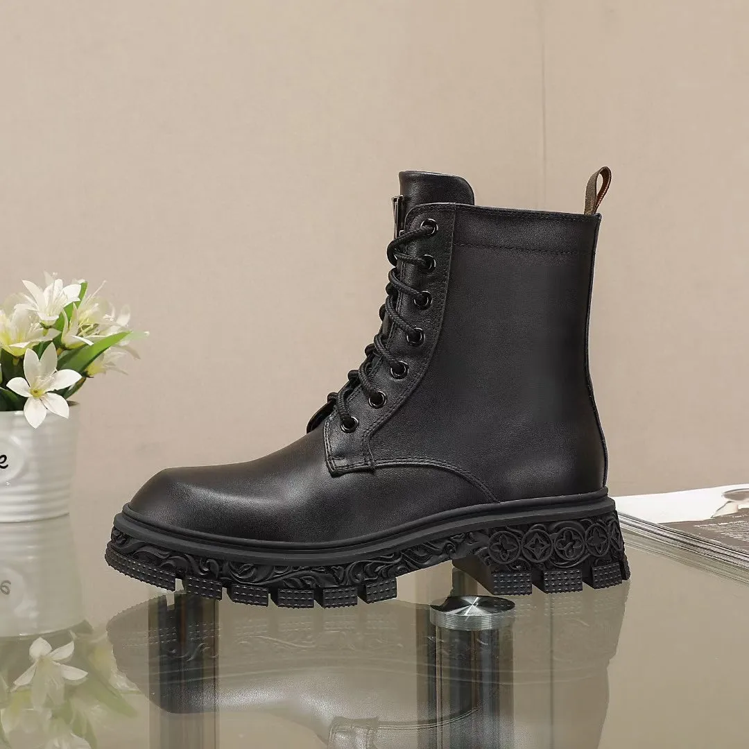 High Quality  LUV BOOTS 003