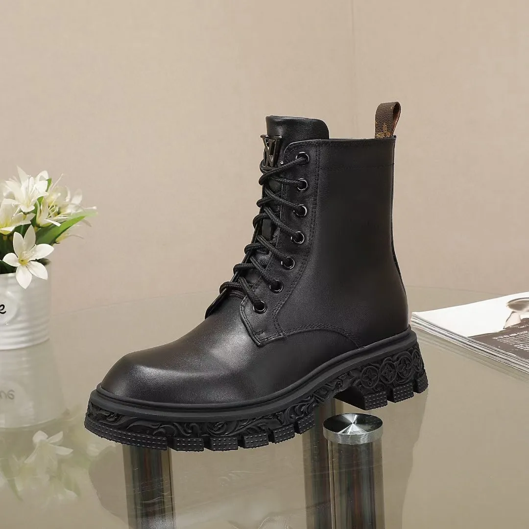 High Quality  LUV BOOTS 003