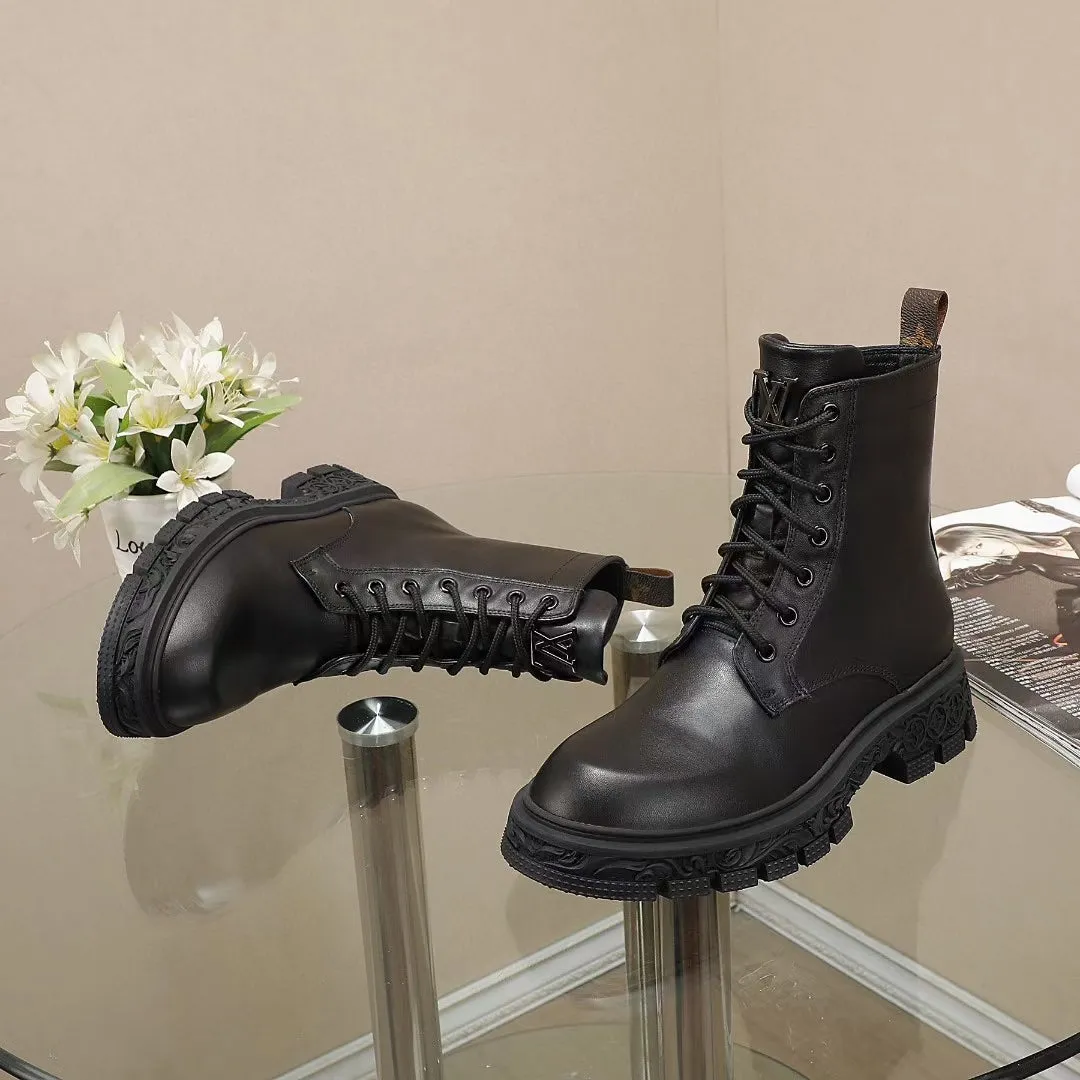 High Quality  LUV BOOTS 003