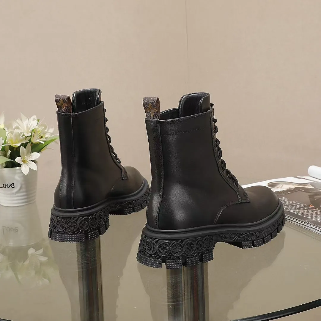 High Quality  LUV BOOTS 003