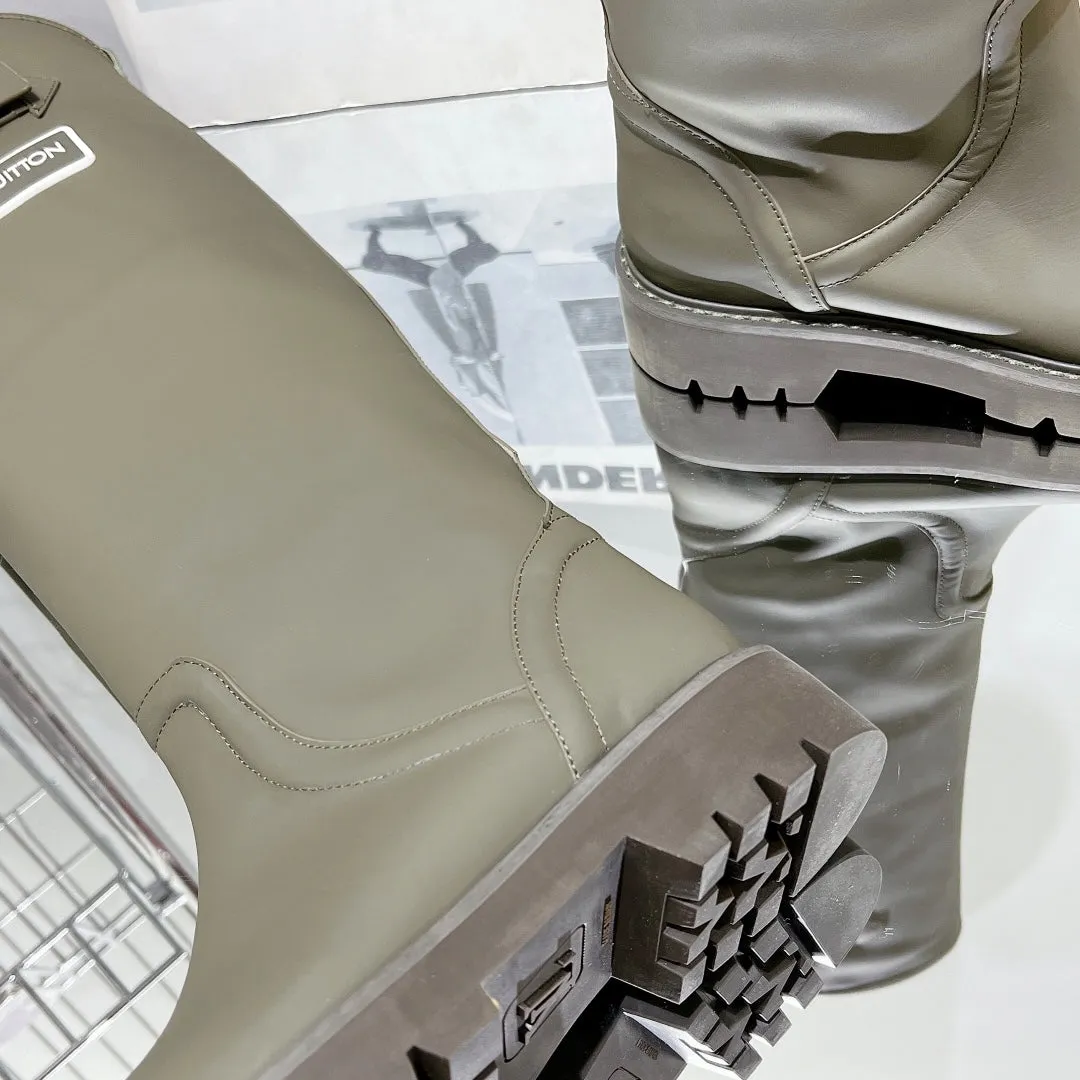 High Quality  LUV BOOTS 016