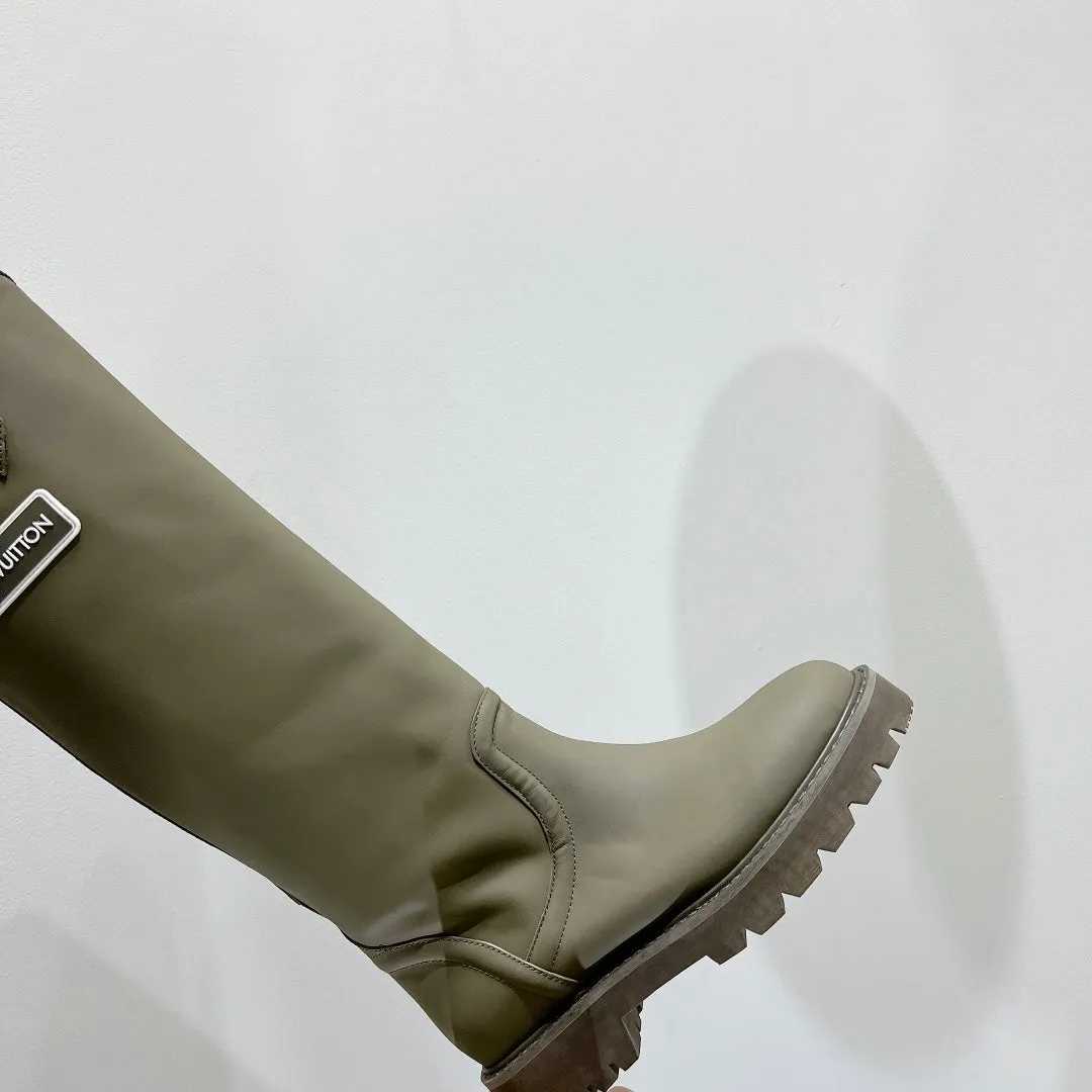 High Quality  LUV BOOTS 016