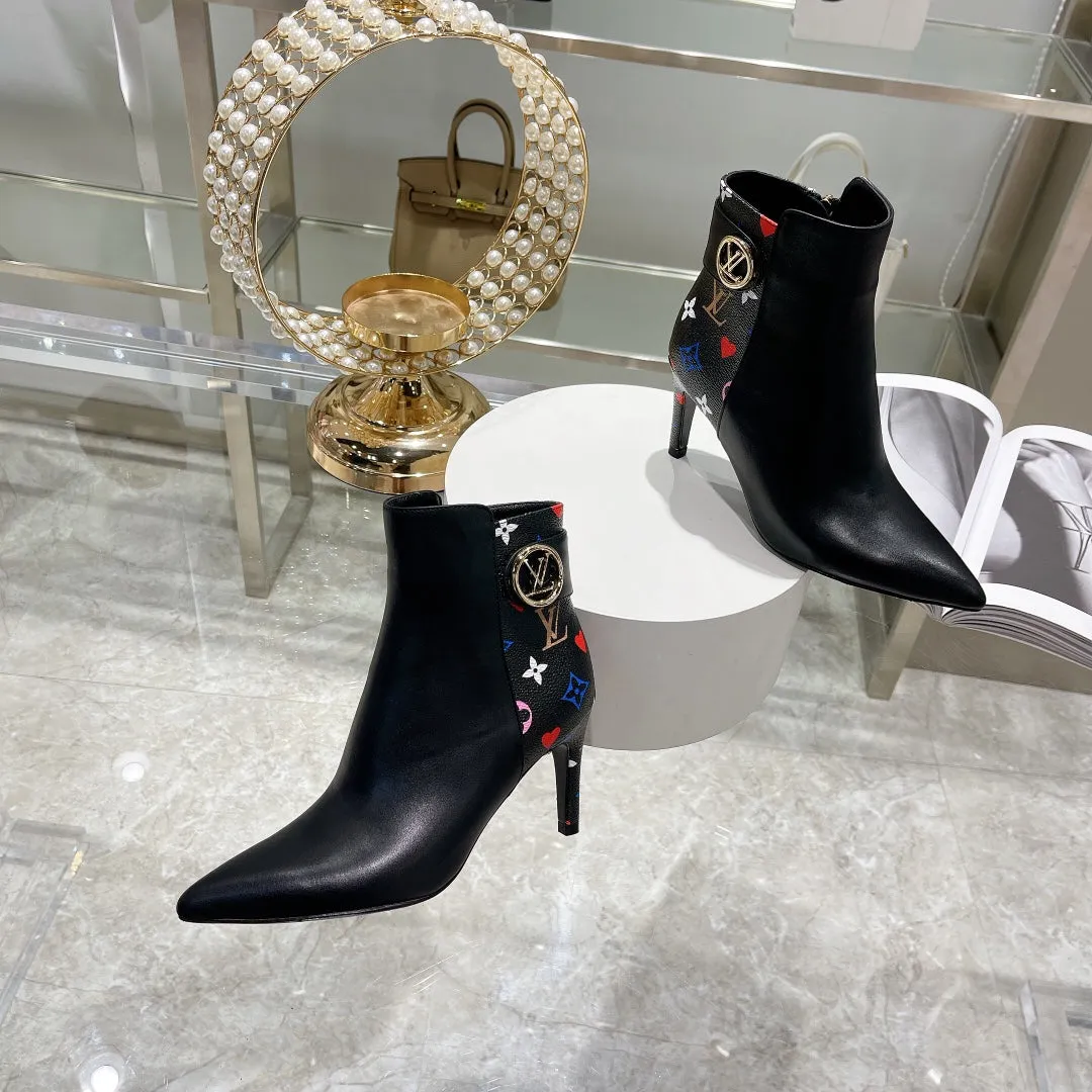 High Quality  LUV BOOTS 025