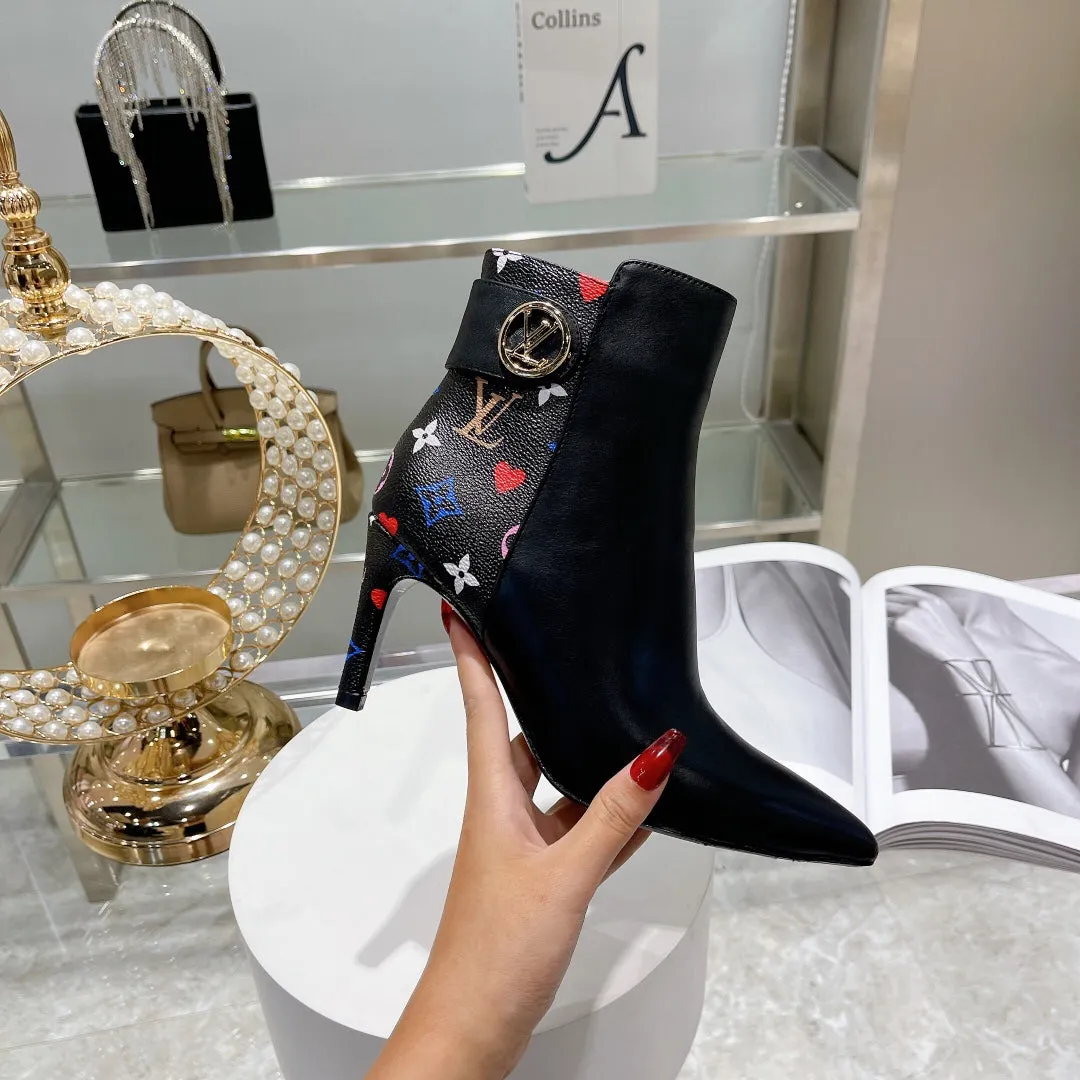 High Quality  LUV BOOTS 025