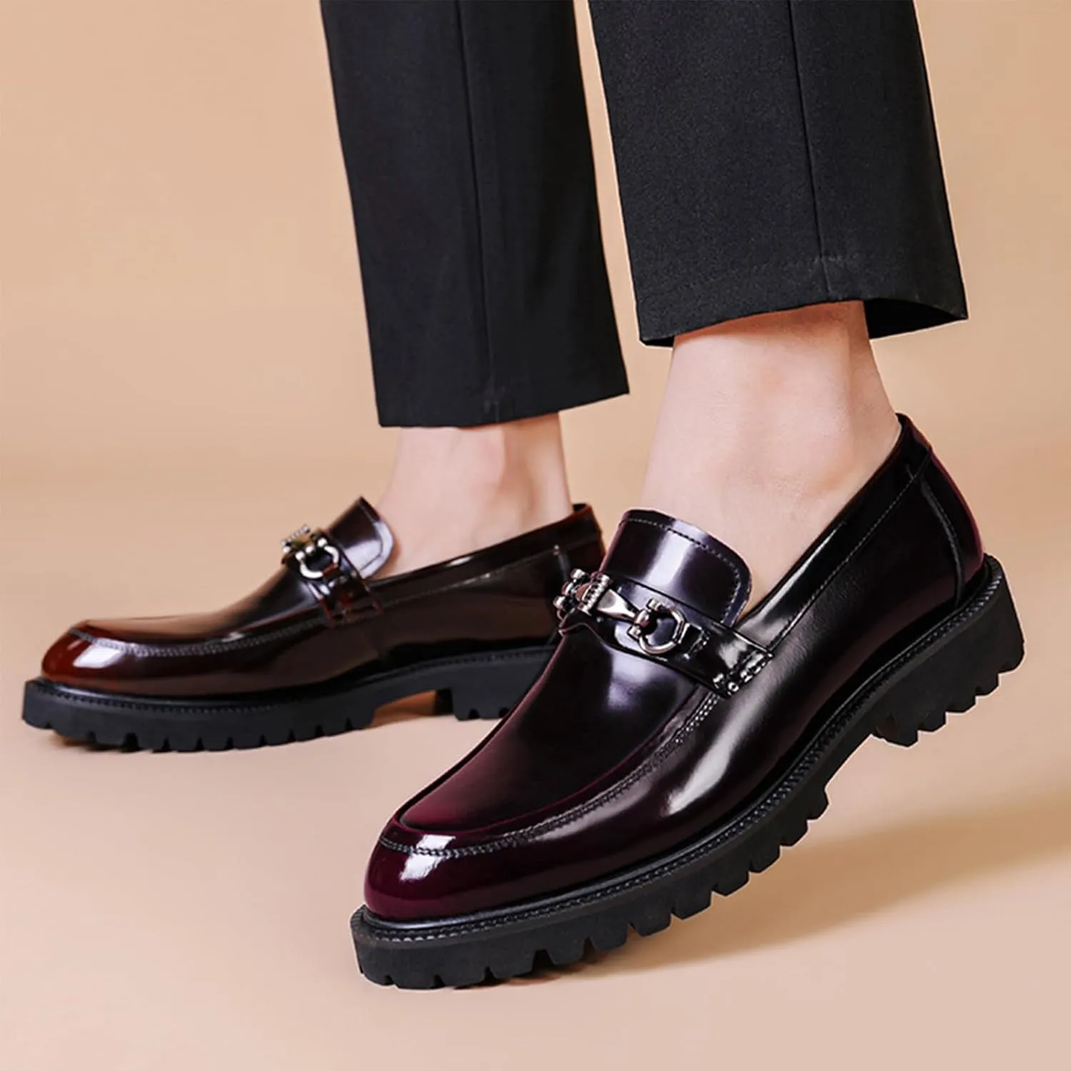 Men's Shiny Patent Leather Dress Shoes Comfortable Artificial PU Walking Shoes Loafers Work Flats Formal Business Wedding Shoes for Men Comfortable Non-Slip Shoes