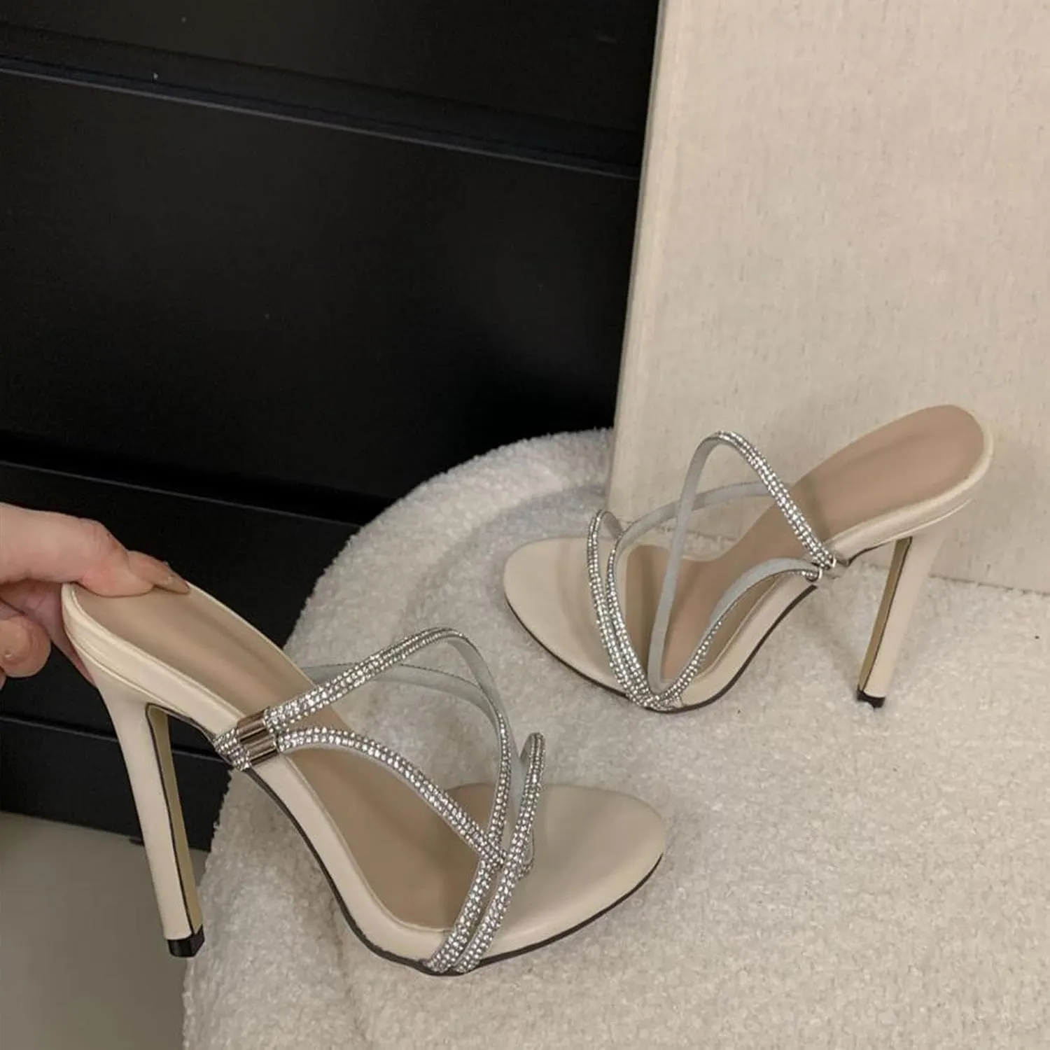 One-Foot Hollow Sandals, Stiletto Heels Rhinestones One-Strap Open-Toe Breathable High Heels Rubber Sole Comfortable Simple And Fashionable