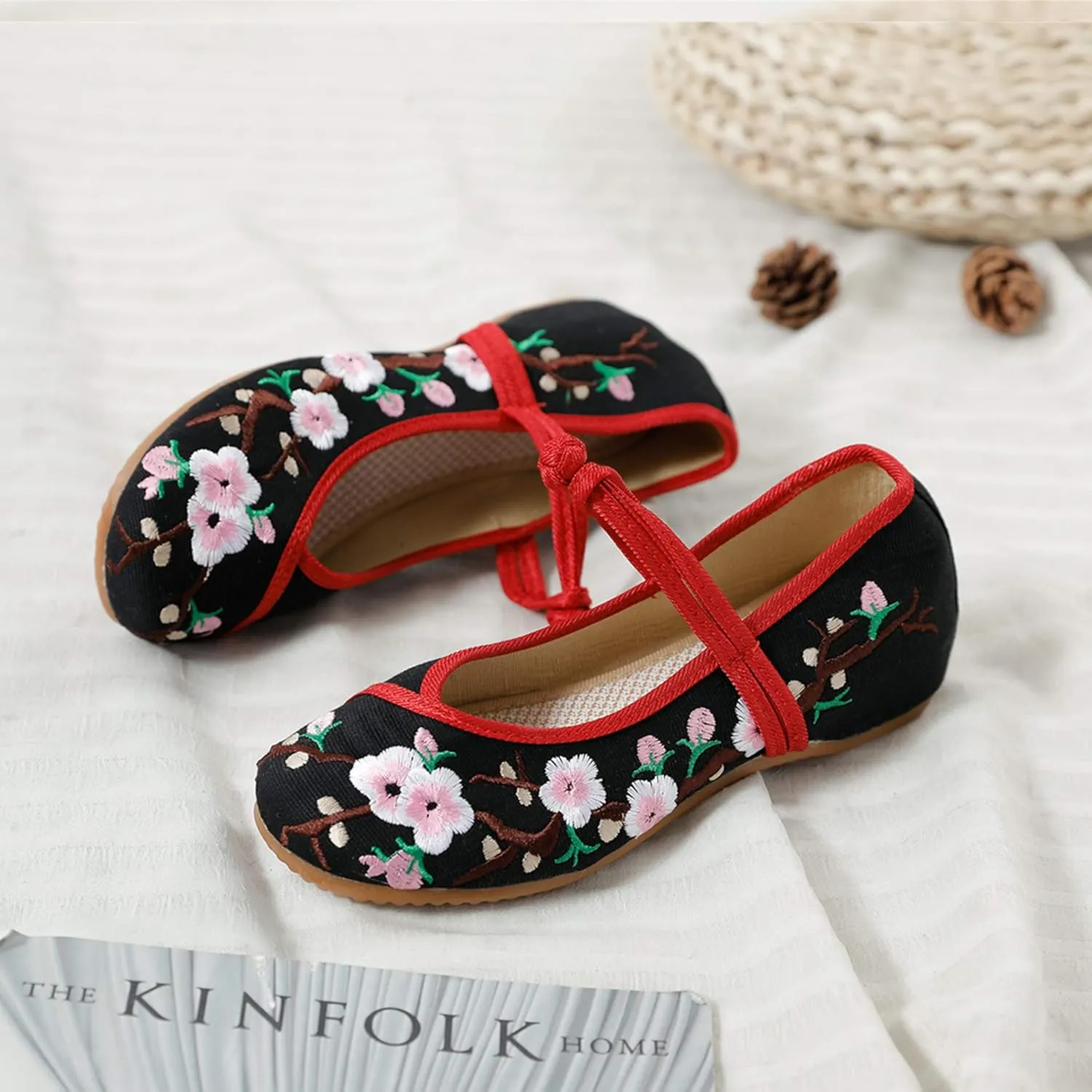 Stunner Women's Vintage Embroidered Shoes Comfortable Flat Shoes Mary Jane Shoes