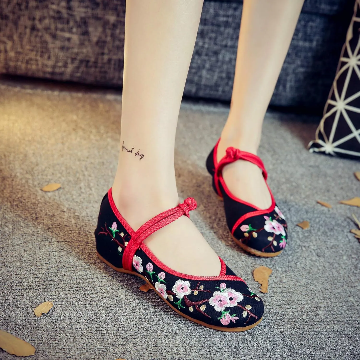 Stunner Women's Vintage Embroidered Shoes Comfortable Flat Shoes Mary Jane Shoes