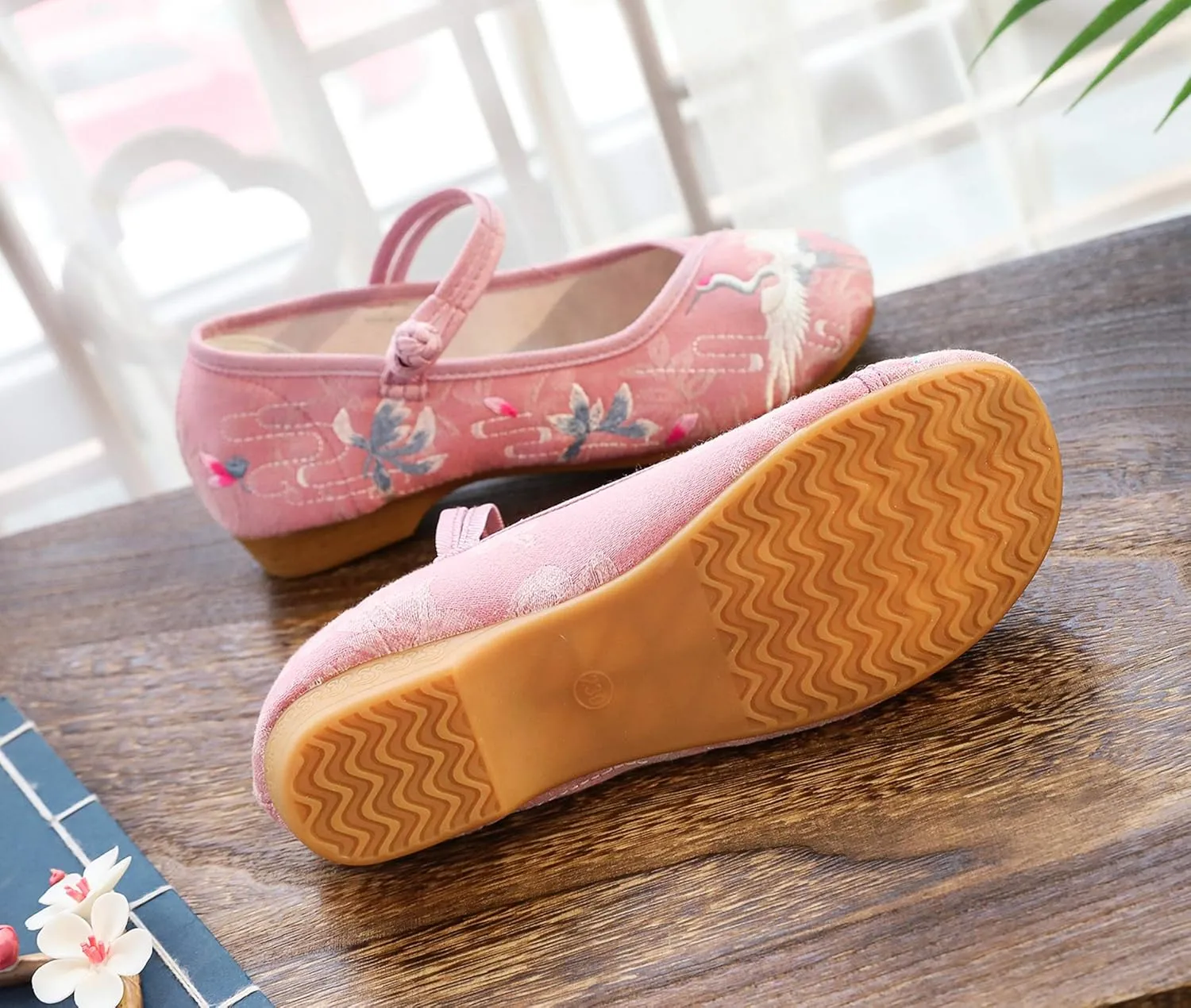 Stunner Women's Vintage Embroidered Shoes Comfortable Flat Shoes Mary Jane Shoes
